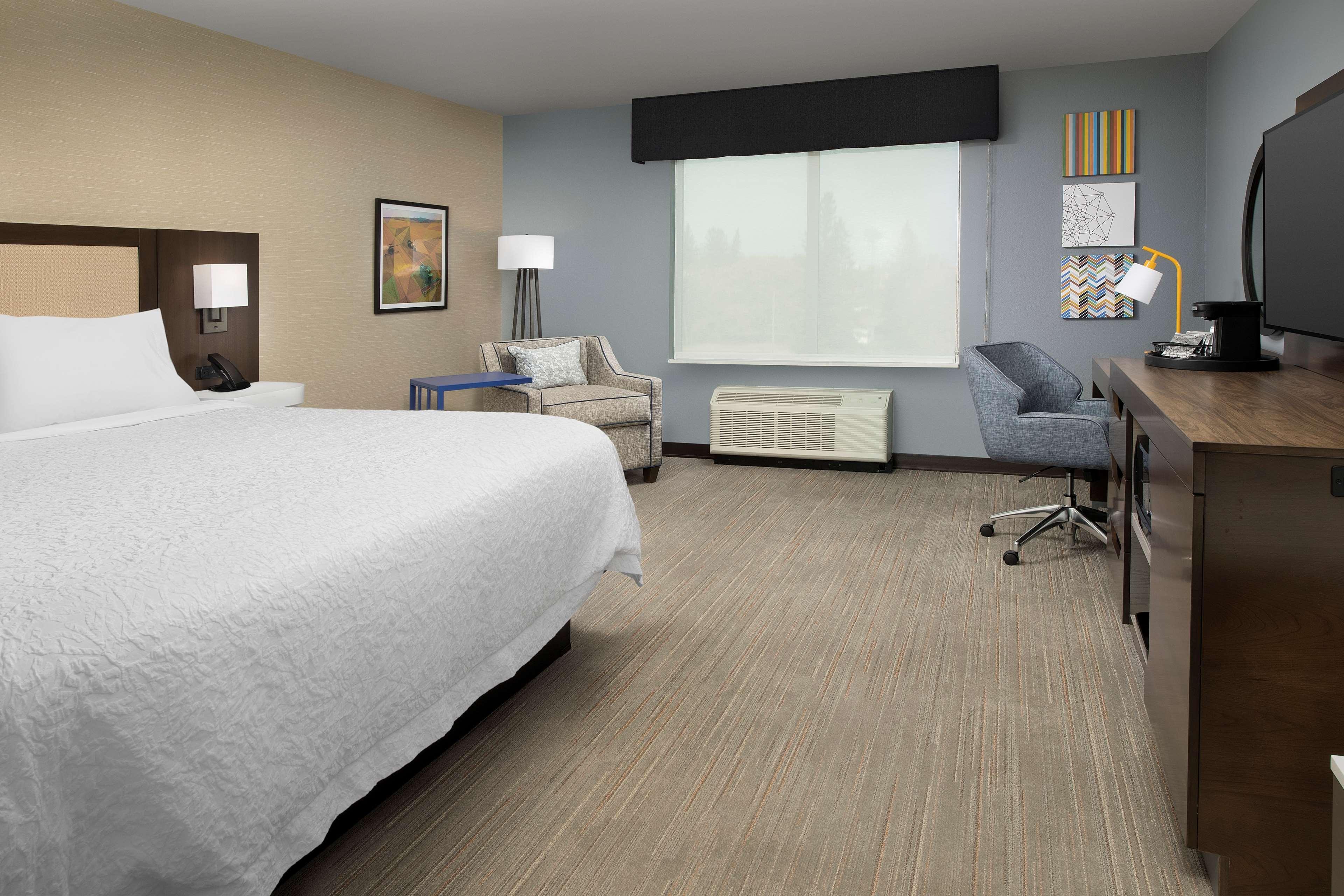 Hampton Inn Warroad, Mn Exterior photo