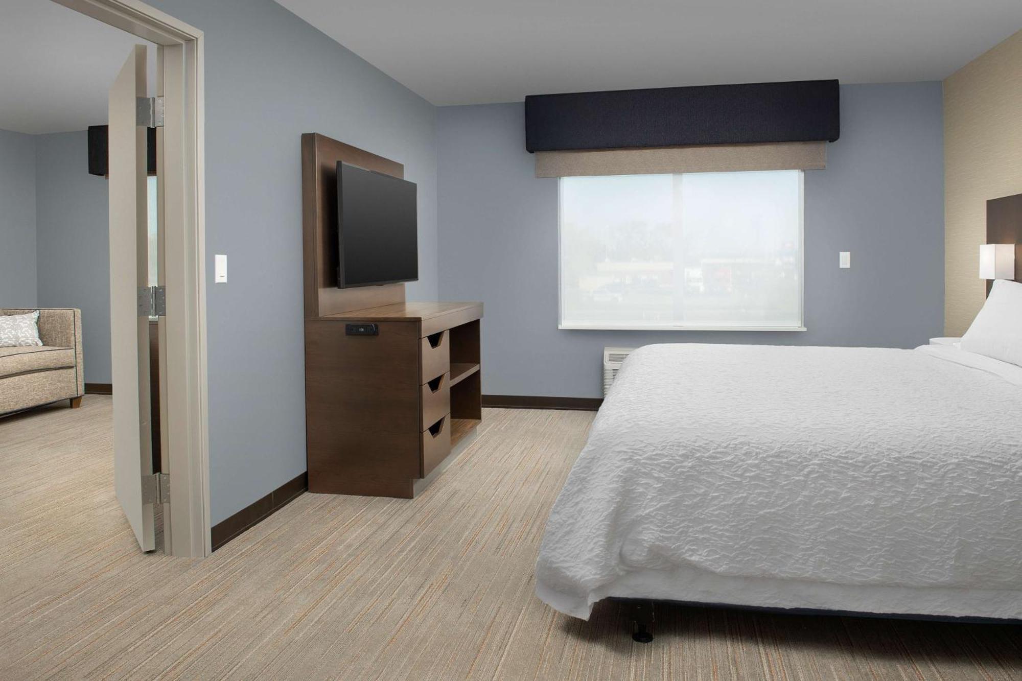 Hampton Inn Warroad, Mn Exterior photo